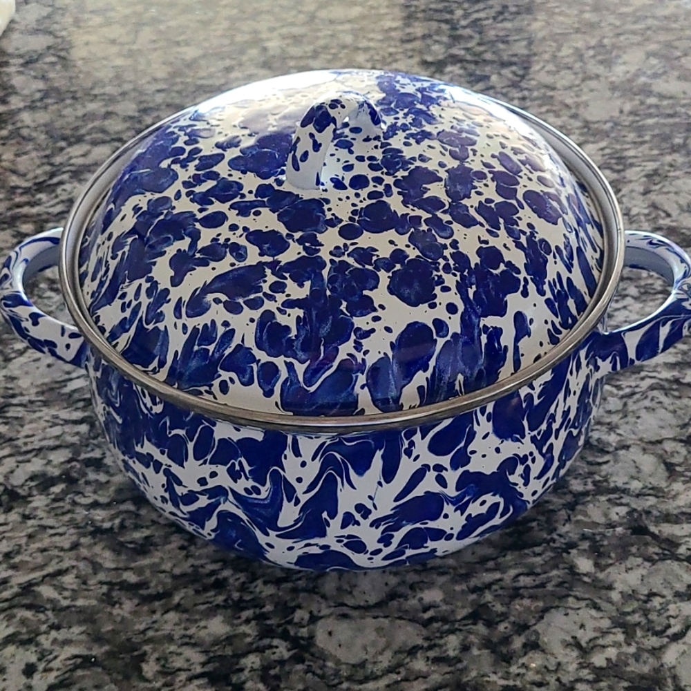 Golden Rabit Mini Dutch Oven